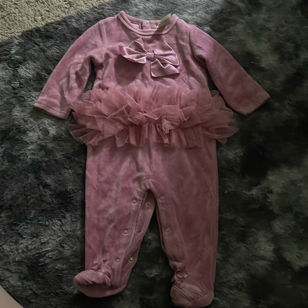 Cute tutu onesie!